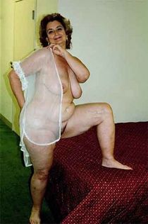 Mature sub slut from